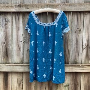 Crescent short sleeve shift dress